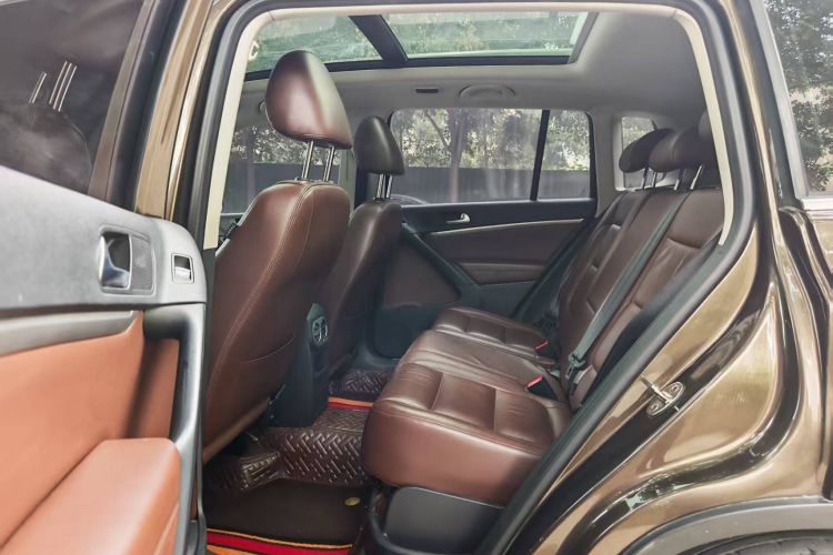 大众 途观 2016款 300TSI 自动四驱豪华版中控内饰7004