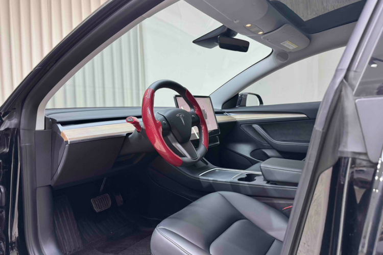 特斯拉 Model 3 2022款 后轮驱动版局部细节19