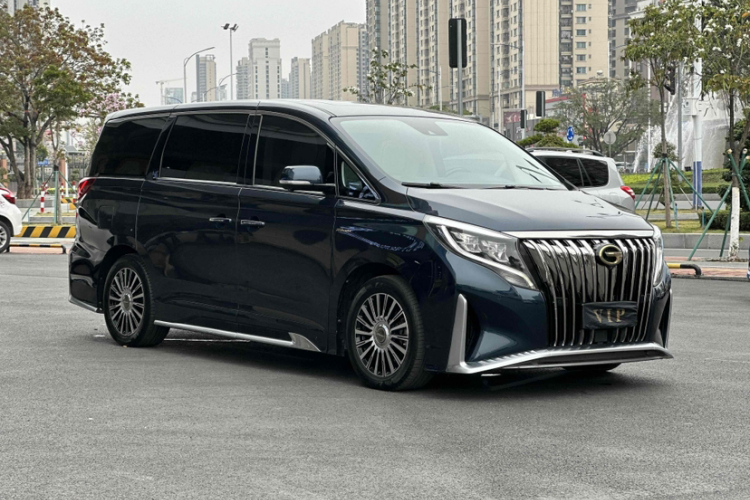 广汽传祺 传祺M8 2021款 大师系列 390T 四座御尊版车身外观6002