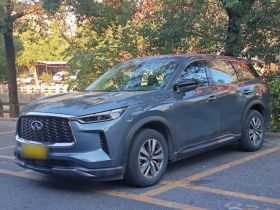 英菲尼迪QX60 2022款 2.0T 舒享版