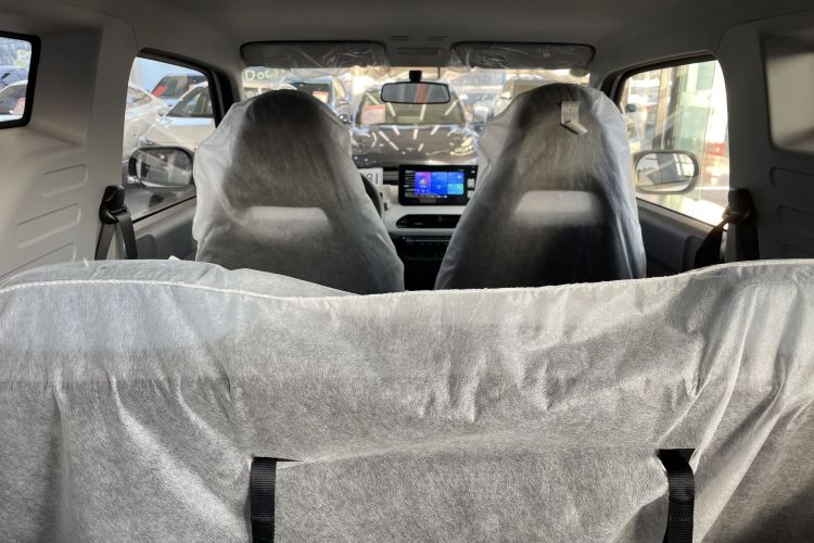 吉利银河 2024款 熊猫mini 200km 耐力熊中控内饰7002