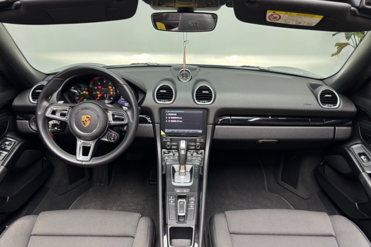 保时捷718 2022款 Boxster T 2.0T中控内饰7002