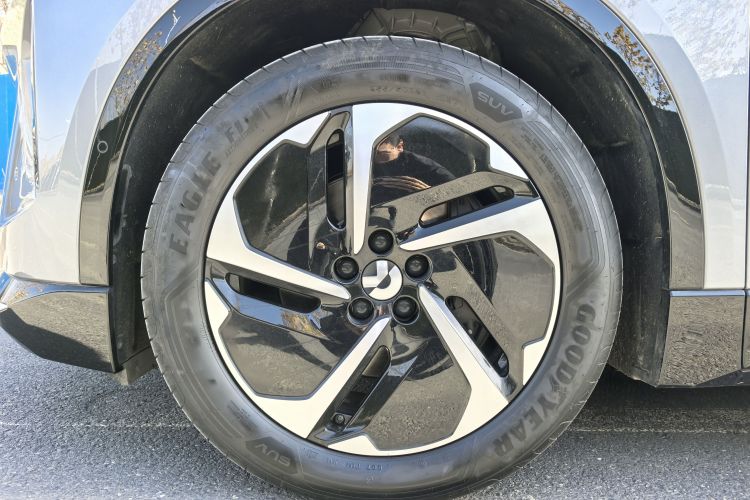 蔚来ES6 2025款 75kWh车身外观6008