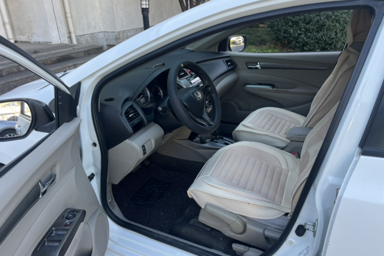 本田 锋范经典 2012款 1.5L 自动精英版中控内饰7004