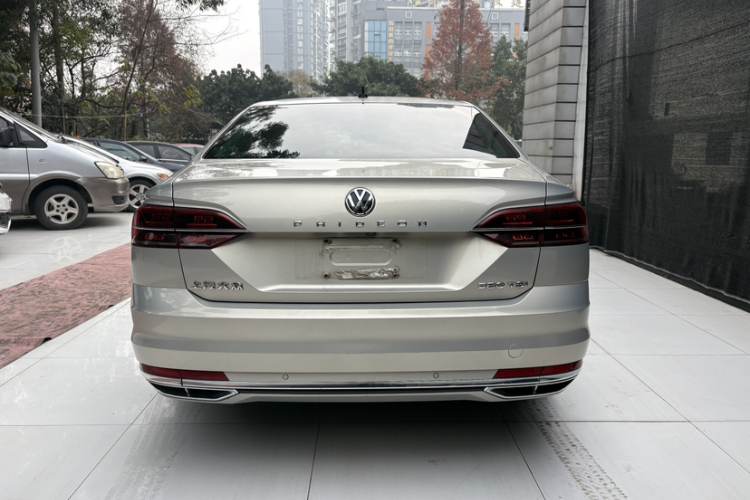 大众 辉昂 2018款 改款 380TSI 两驱商务版车身外观6004