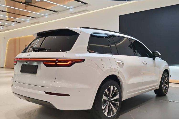 理想汽车 理想ONE 2021款 增程6座版车身外观6006