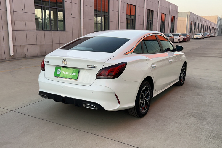 名爵 MG5 2022款 180DVVT CVT青春豪华版车身外观6003