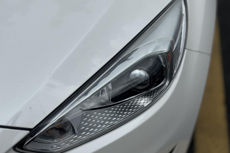 福特 福克斯 2015款 两厢 EcoBoost 180 自动精英型局部细节36