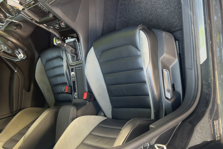 大众 高尔夫 2016款 1.4TSI 自动R-Line局部细节9005