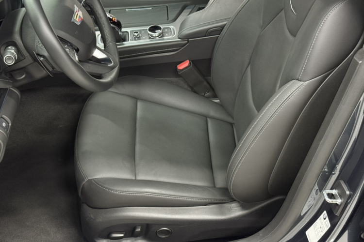 凯迪拉克CT5 2022款 28T 豪华型局部细节19