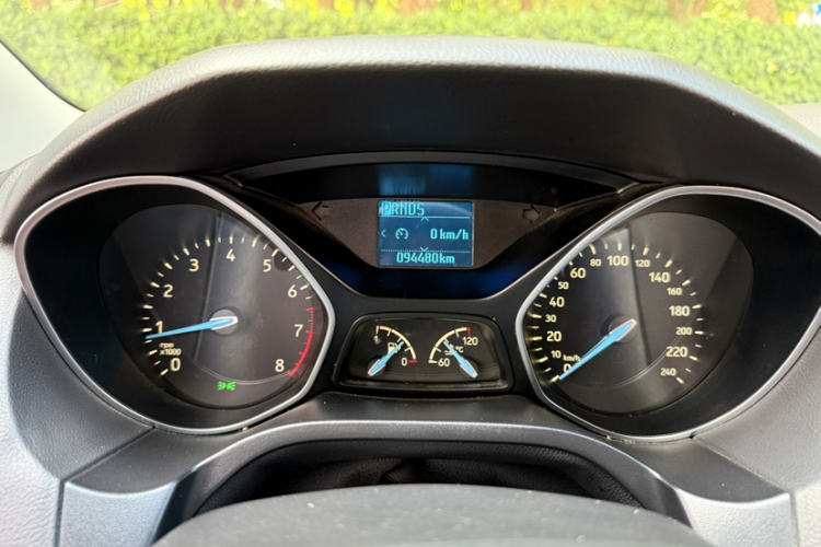 福特 福克斯 2017款 三厢 1.6L 自动风尚型智行版中控内饰15