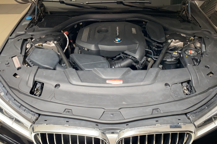 宝马7系 2016款 730Li 豪华型局部细节24