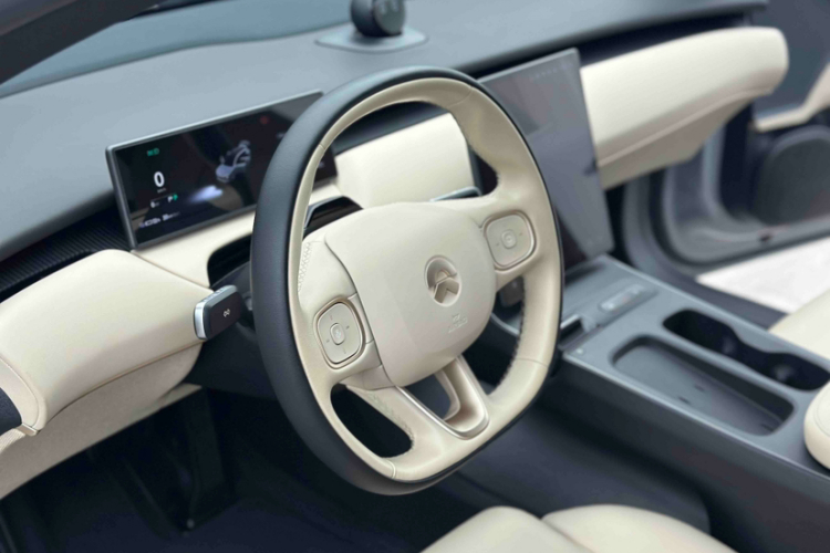 蔚来ET5T 2024款 75kWh Touring中控内饰7004