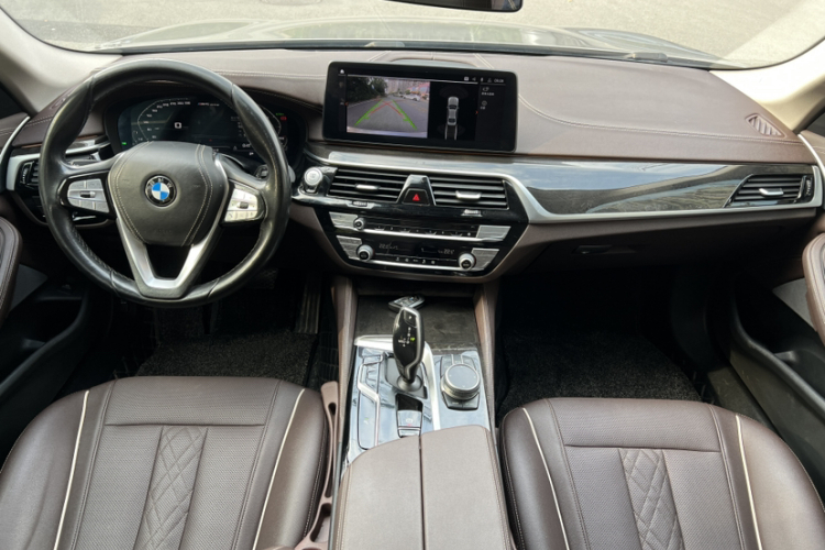 宝马5系 2021款 525Li 豪华套装中控内饰7001