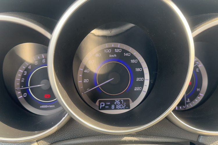 长安 逸动 2013款 1.6L 自动俊酷型 国IV车身外观6011