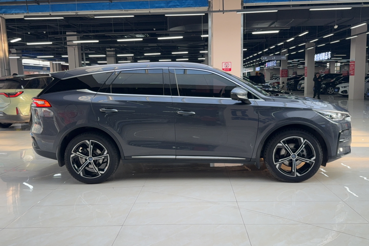 比亚迪 唐新能源 2021款 DM-i 112KM 尊荣型车身外观6002