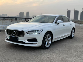 沃尔沃S90 2020款 T5 智逸豪华版