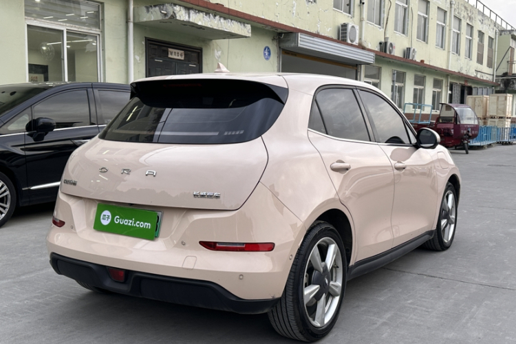 欧拉好猫 2021款 400km标准续航 雅典娜版 磷酸铁锂车身外观6003