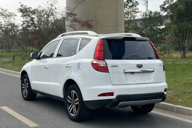 吉利汽车 吉利GX7 2015款 经典版 1.8L 手动精英型 国V车身外观6001