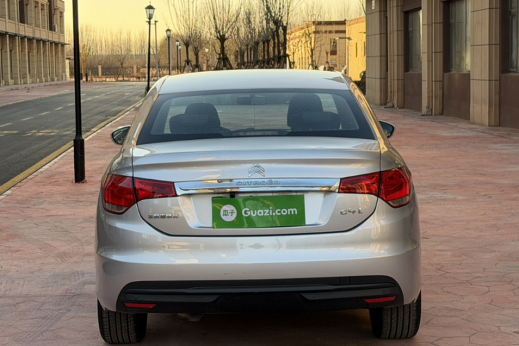 雪铁龙C4L 2015款 1.6T 自动尊贵版车身外观6003