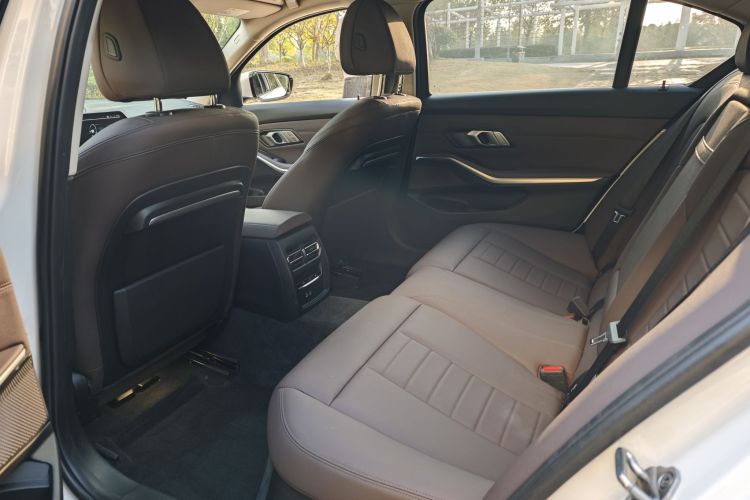 宝马3系 2021款 改款二 320Li M运动套装中控内饰7004