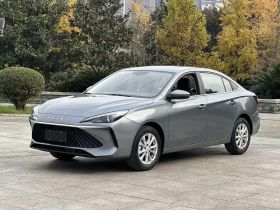 荣威i5 2026款 1.5L CVT豪华版