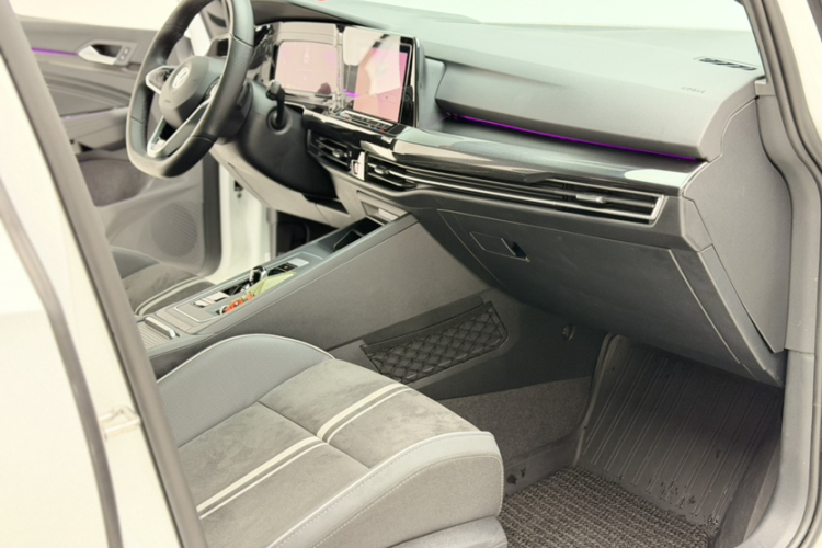 大众 高尔夫 2023款 280TSI DSG R-Line Lite局部细节41