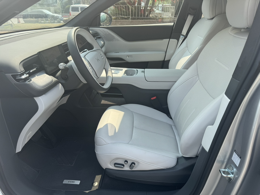 小鹏G6 2025款 625 长续航 Max 旗舰版