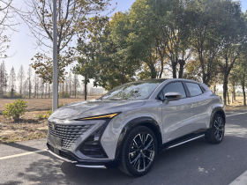 长安UNI-T 2023款 第二代 1.5T 尊贵型