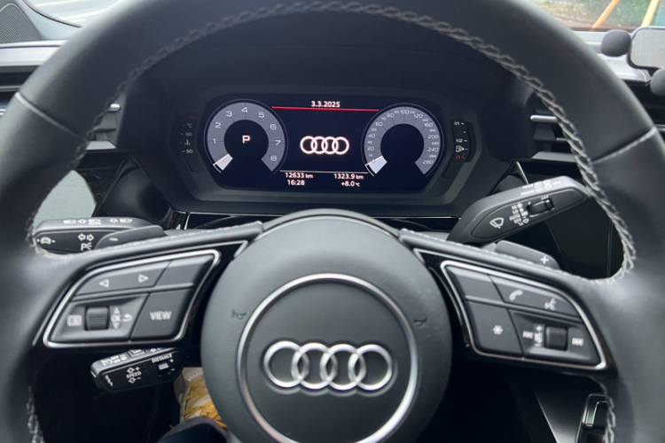 奥迪A3 2024款 Sportback 35 TFSI 时尚运动型中控内饰15