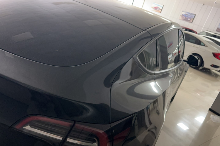 特斯拉 Model Y 2022款 后轮驱动版车身外观6003