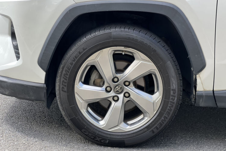 丰田 RAV4荣放 2020款 2.0L CVT两驱风尚版车身外观6012