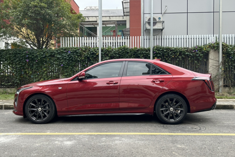 凯迪拉克CT4 2020款 28T 精英型车身外观6013