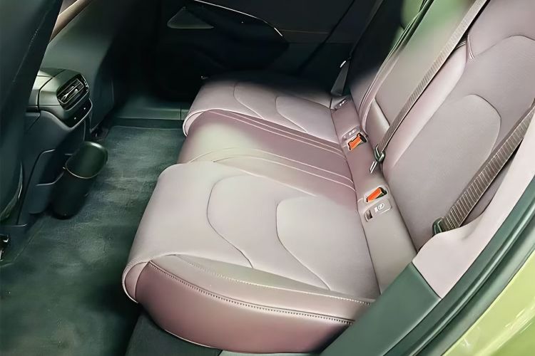 小米汽车 小米SU7 2024款 四驱超长续航高阶智驾Max版中控内饰7004