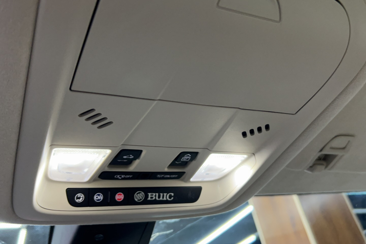 别克 昂科旗 2022款 652T 四驱Avenir艾维亚 6座局部细节9005