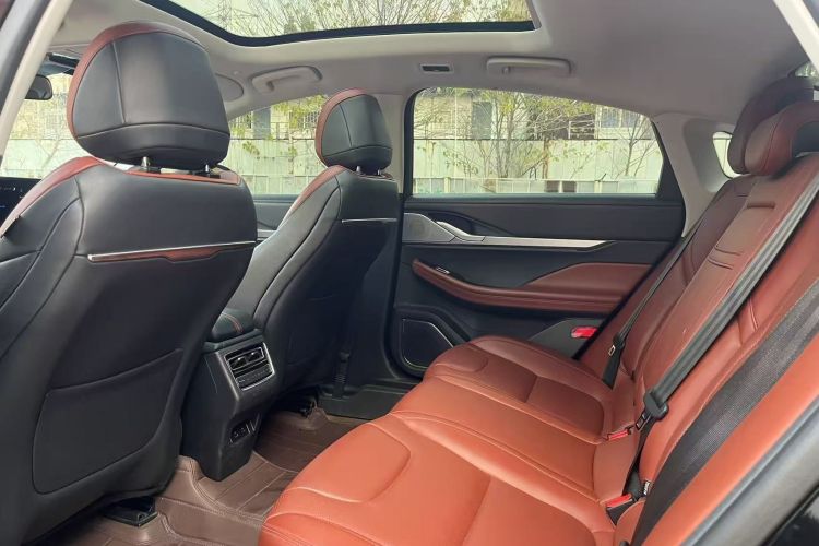 林肯Z 2024款 2.0T 尊尚版中控内饰7004