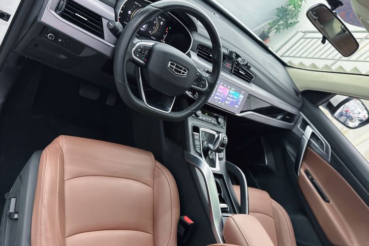 吉利汽车 博越 2021款 1.8TD DCT两驱亚运版中控内饰7005