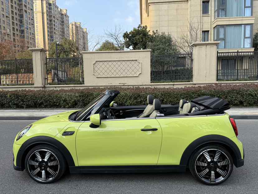 MINI 2023款 改款二 2.0T COOPER S CABRIO 艺术家(3)