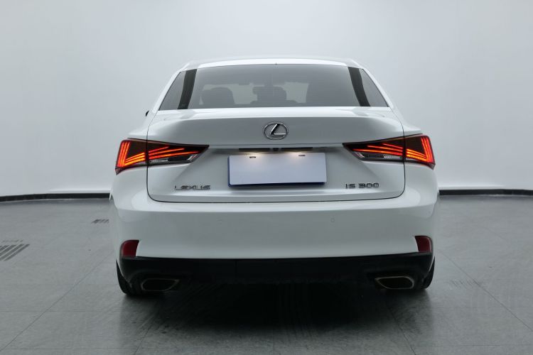 雷克萨斯IS 2017款 300 领先版车身外观6002