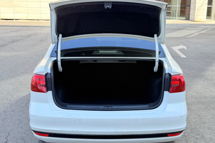 大众 宝来 2016款 1.6L 自动时尚型局部细节23