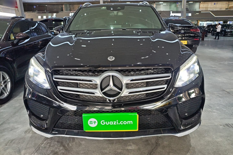 奔驰GLE 2018款 GLE 400 4MATIC 臻藏版车身外观6001