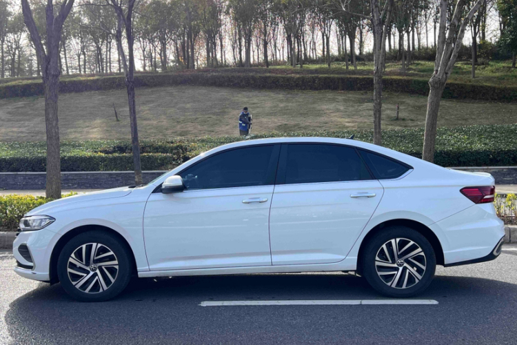 大众 朗逸 2024款 1.5L 自动五百万版车身外观6007