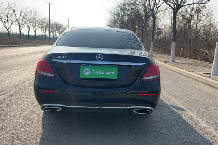 奔驰E级 2020款 改款 E 300 L 时尚型车身外观6005