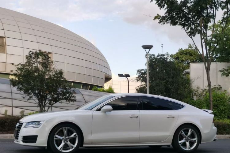 奥迪A7 2014款 30 FSI 进取型车身外观6005