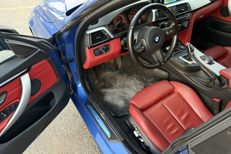 宝马4系 2016款 430i Gran Coupe M运动型中控内饰7004