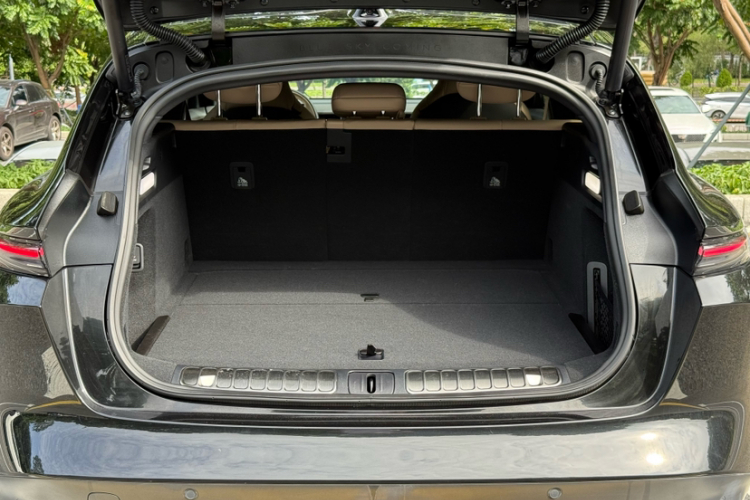 蔚来ET5T 2023款 75kWh Touring中控内饰7004