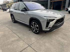 蔚来ES8 2020款 580KM 签名版 六座版