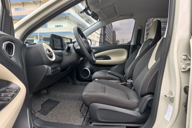 五菱汽车 五菱缤果 2024款 203km 轻享款中控内饰7001