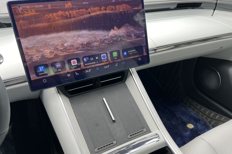 鸿蒙智行 智界S7 2024款 Max中控内饰7005