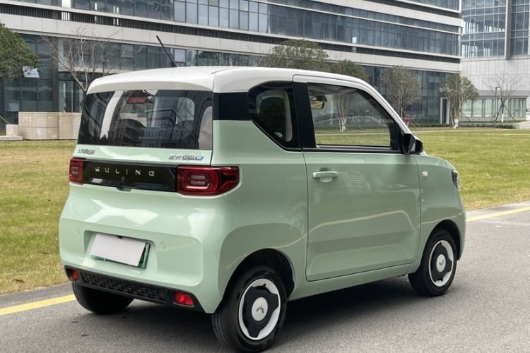 五菱汽车 宏光MINIEV 2022款 马卡龙时尚款 磷酸铁锂车身外观6001